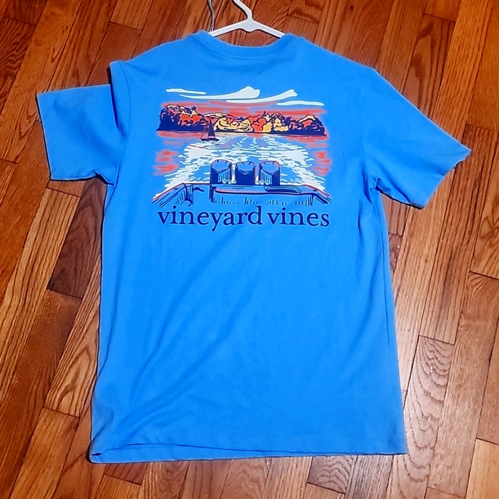 Vinyard Vines xs shirt